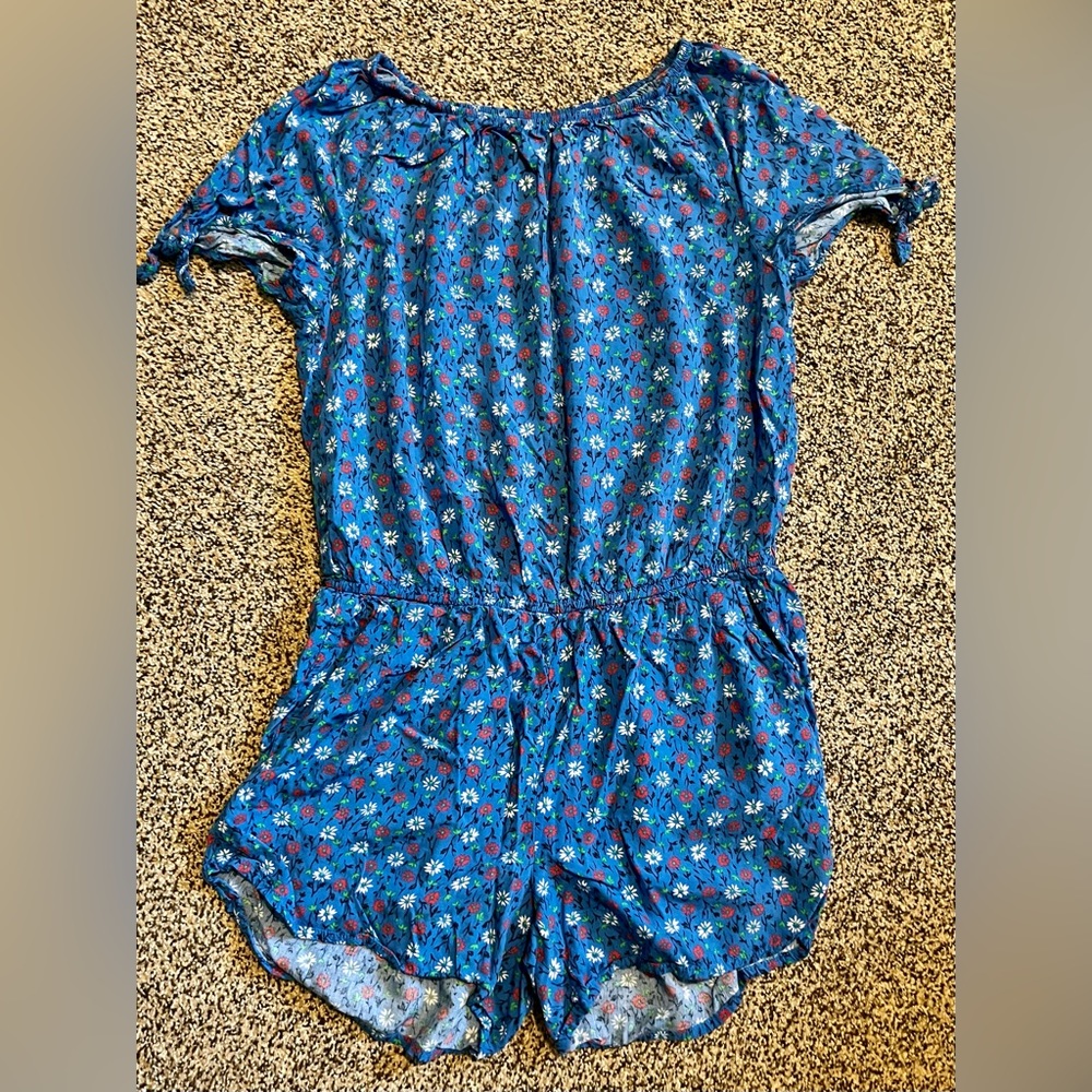 Like New Girls Gap shorts Romper (Size XXL)